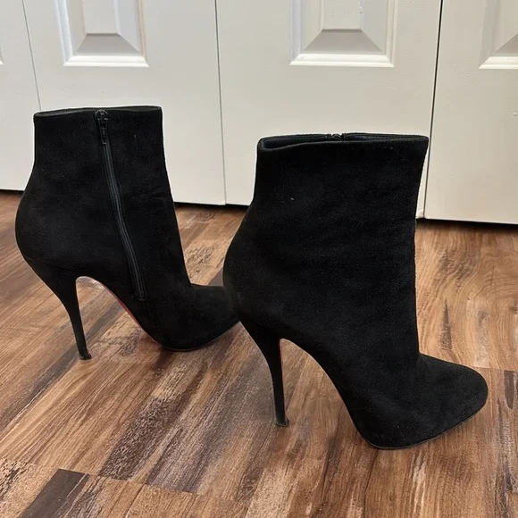 Christian Louboutin Black Suede Heeled Ankle Boots 39.5 - Picture 4 of 8